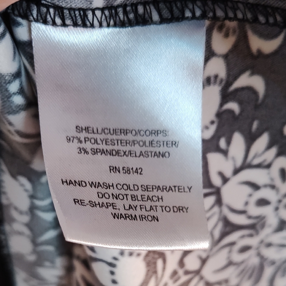 London Times Black and White Floral Mini Dress - Picture 5 of 5